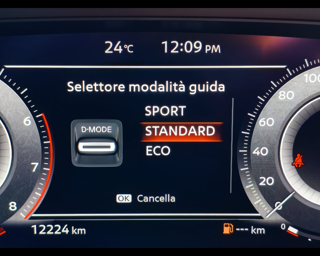 Foto NISSAN Qashqai 1.3 mhev N-Connecta 2wd 140cv