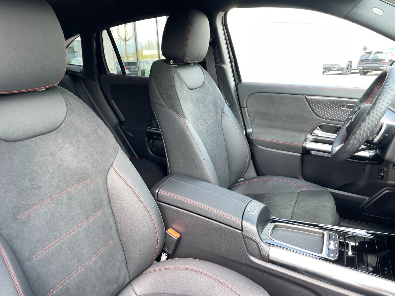 Mercedes EQA EQA 250+ AMG Line Advanced - 13