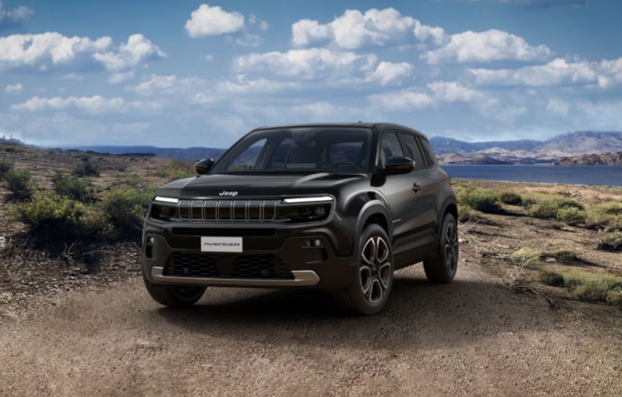 Jeep Avenger E-Hybrid Avenger Summit 1.2 110cv Dct Mhev