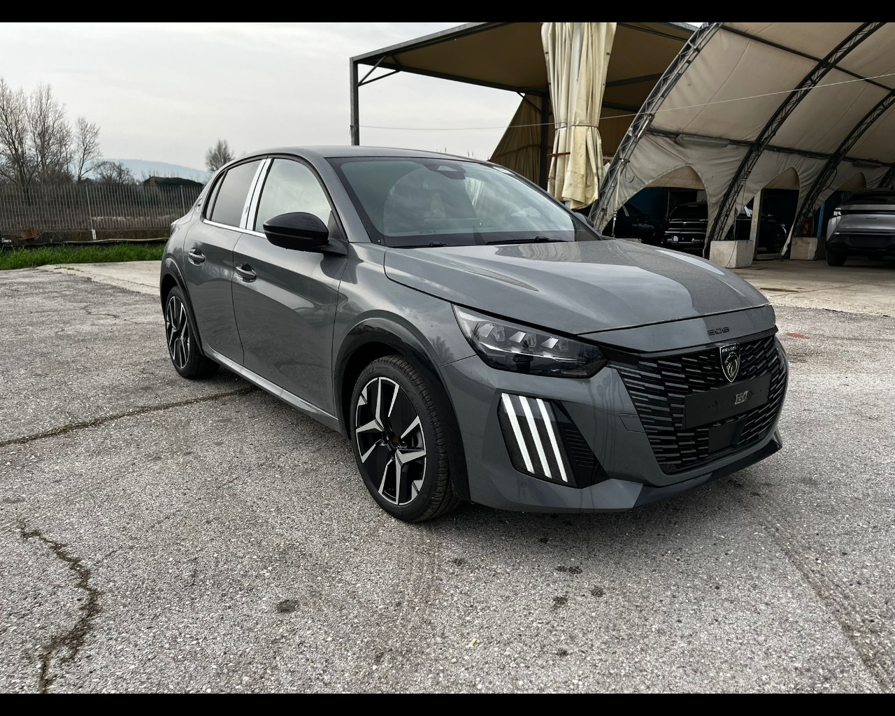 Foto PEUGEOT 208 1.2 hybrid GT 136cv e-dcs 6