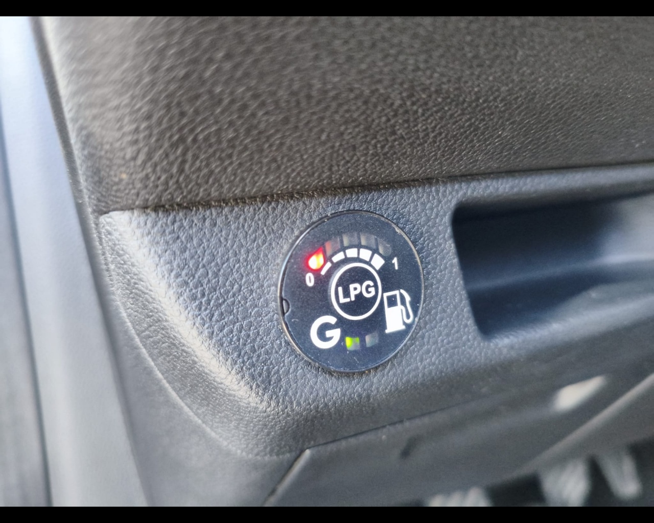 Foto RENAULT Clio 1.0 tce Techno Gpl 100cv