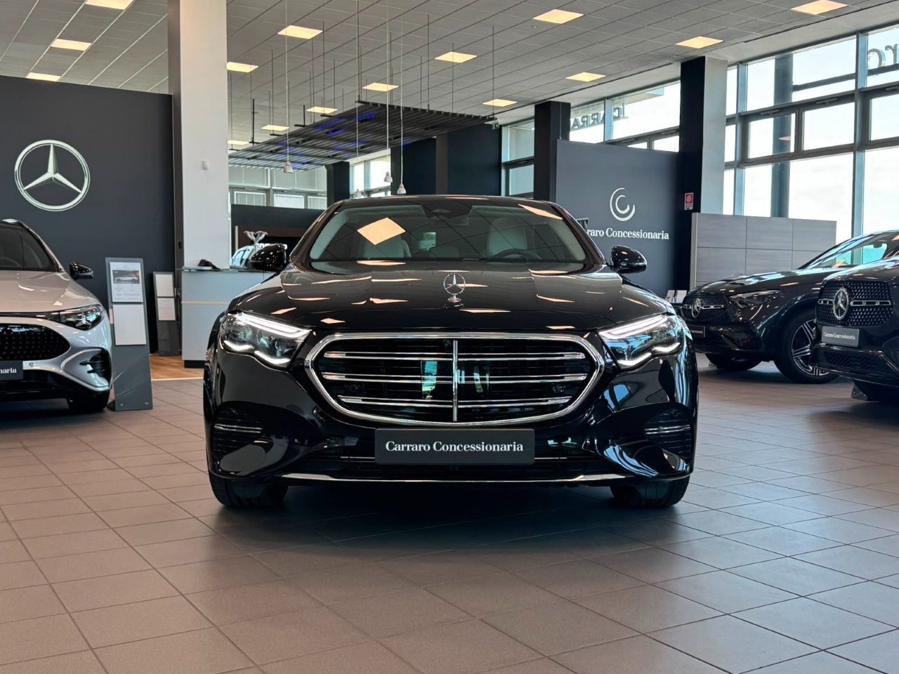 Mercedes Classe E Berlina Classe E 300 de 4Matic EXCLUSIVE PREMIUM - 2