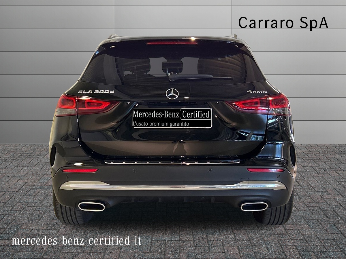 Mercedes GLA GLA 200 D Premium 4Matic 8G-DCT - 4