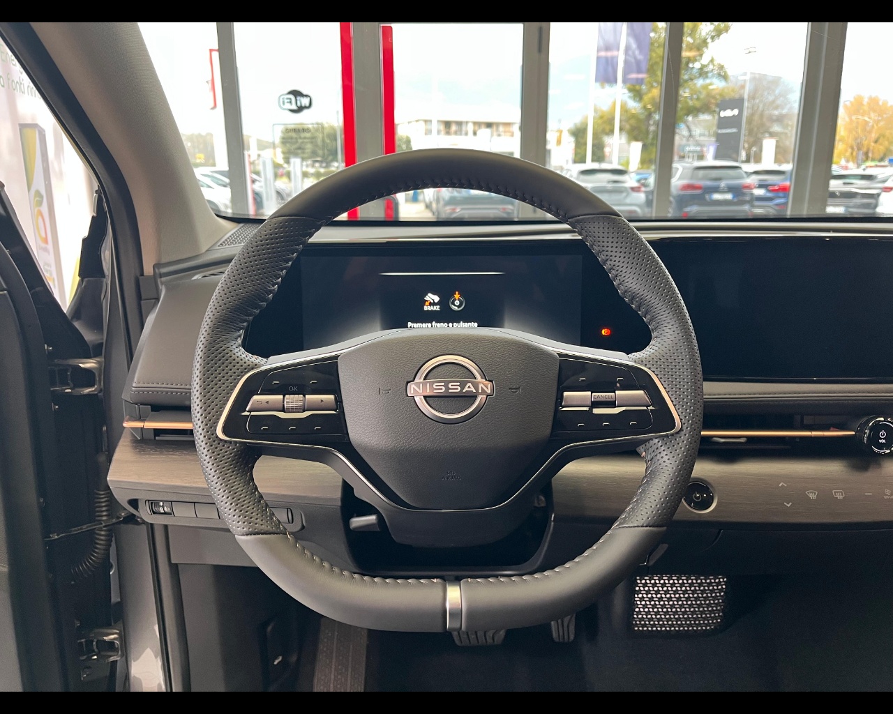 Foto NISSAN Ariya 63 kWh Engage 2wd