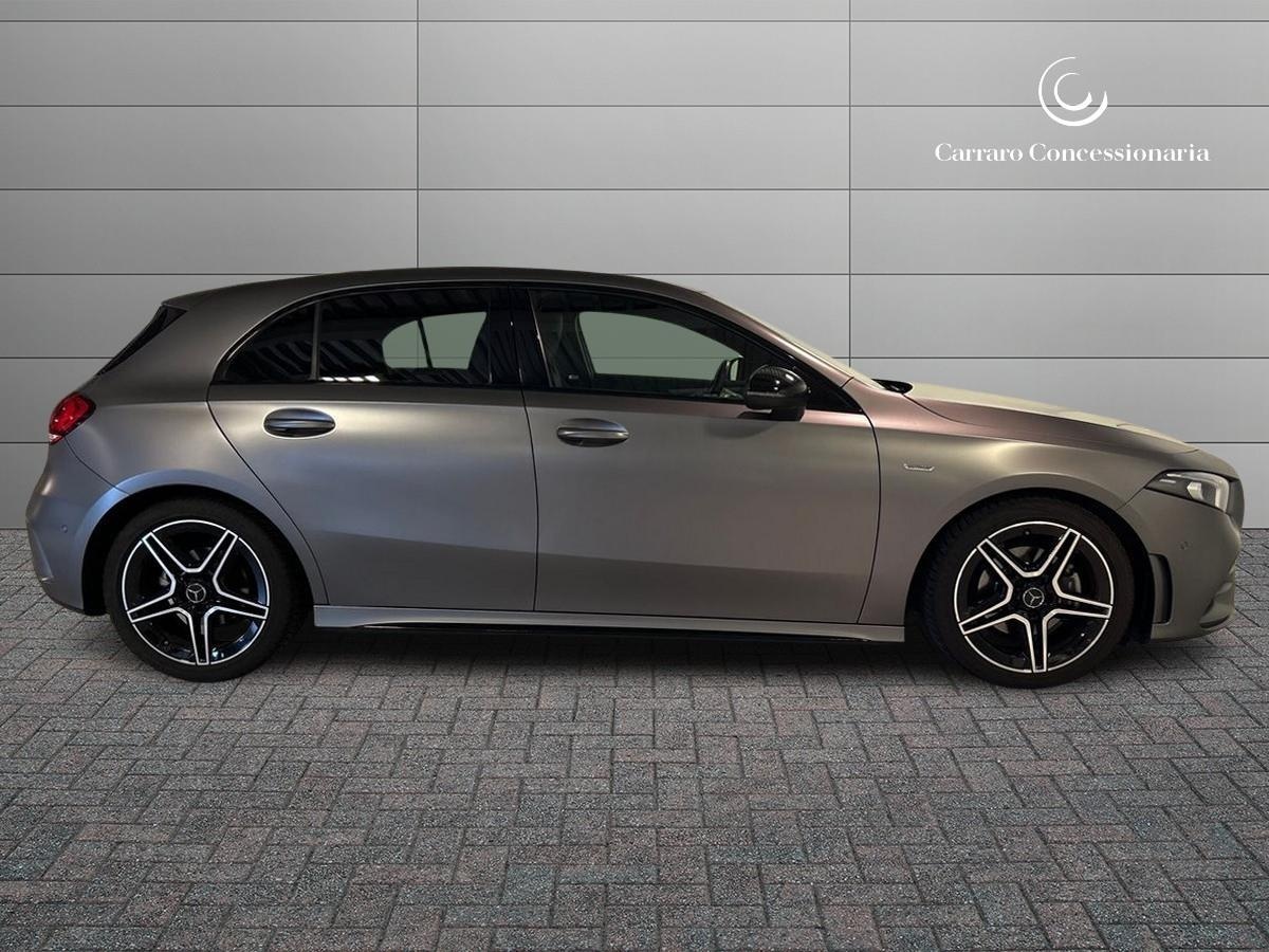 Mercedes Classe A Classe A 180 D Premium Night edition 8G-DCT - 5