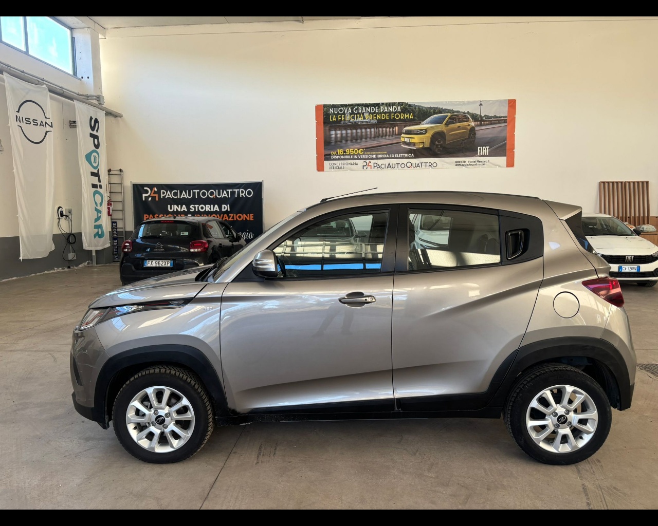 Foto MAHINDRA KUV100 1.2 K6+