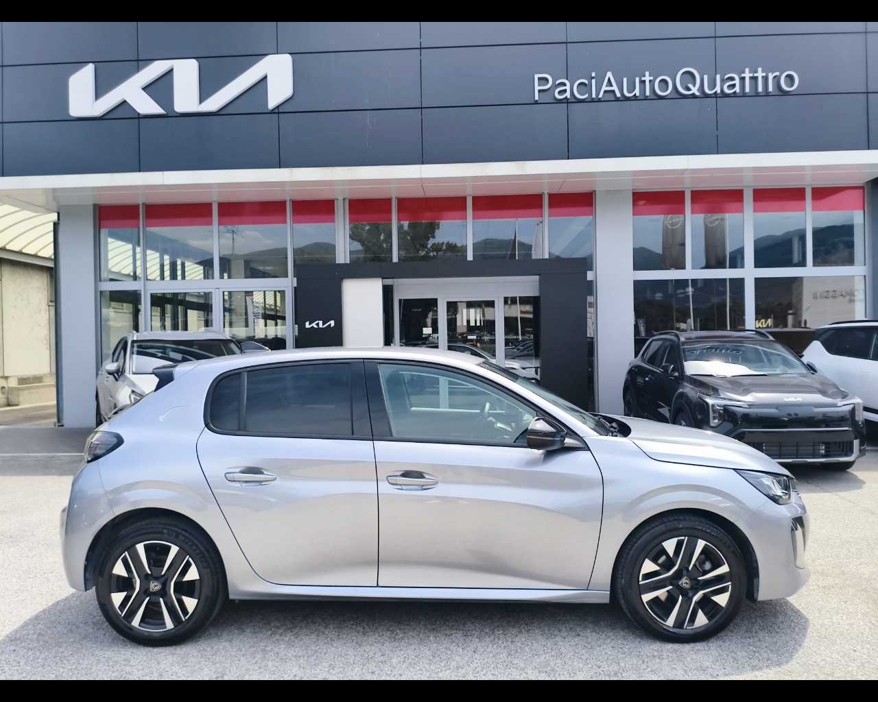 Foto PEUGEOT 208 1.2 puretech Allure s&s 100cv