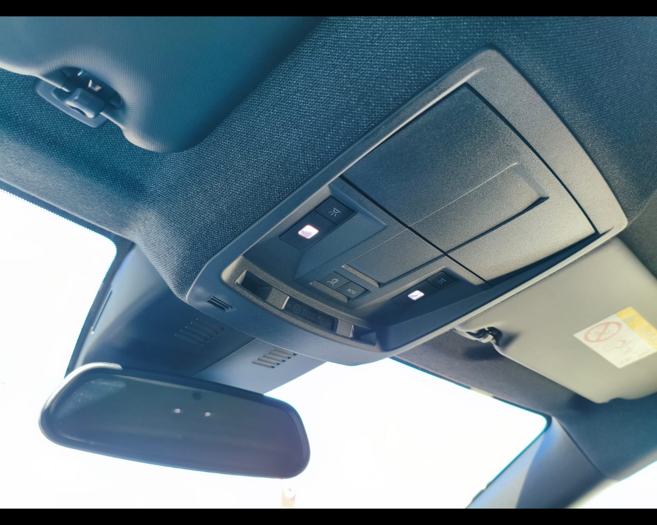 Foto JEEP Nuova Compass E-Hybrid Plug-InFirst Edition 1.6l 195cv Plug-In Hybrid Fw