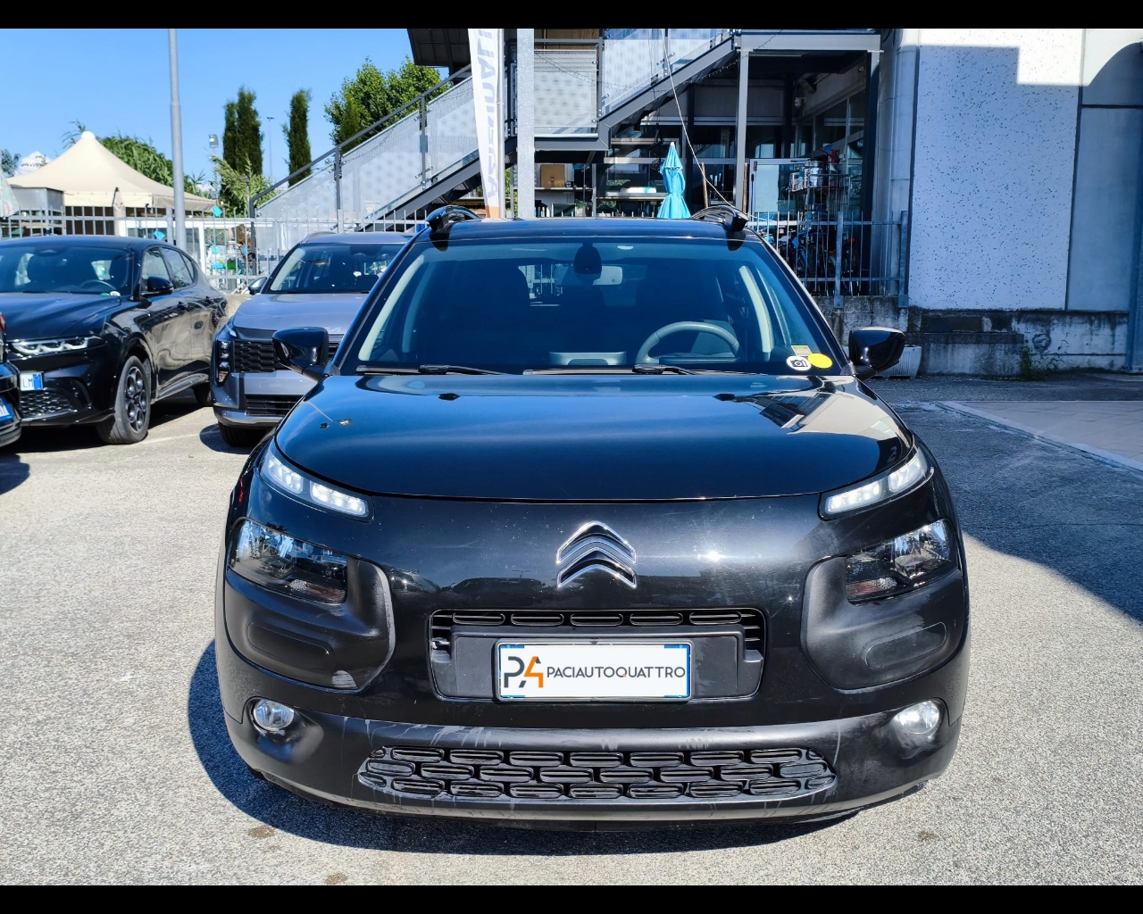 Foto CITROEN C4 Cactus 1.6 bluehdi Shine 100cv