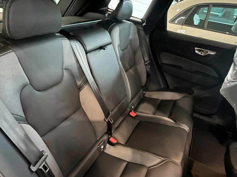 VOLVO – XC60 B5 AWD automatico Plus Black Edition
