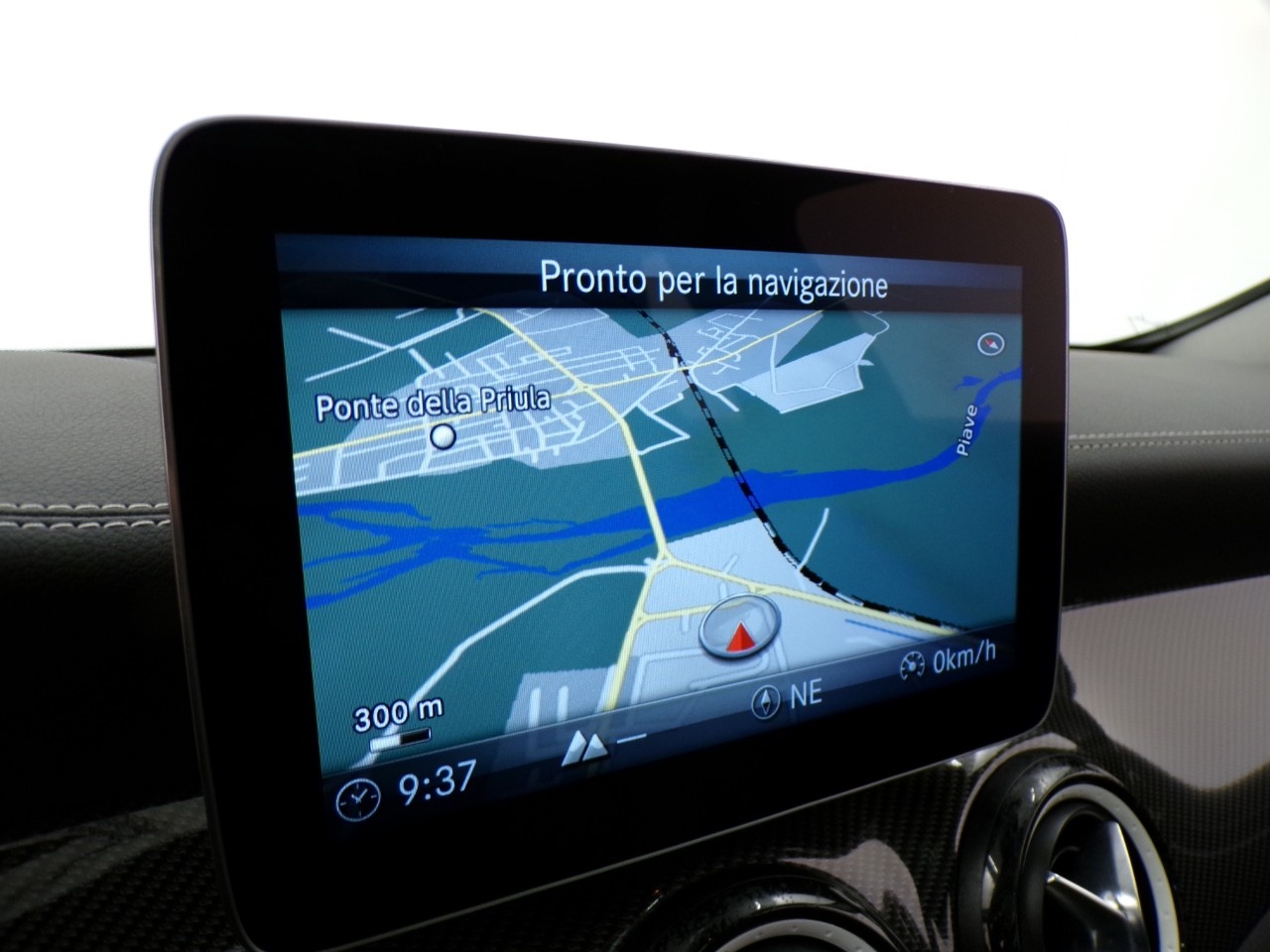 Mercedes GLA GLA 200 D Night edition 4Matic 7G-DCT - 19