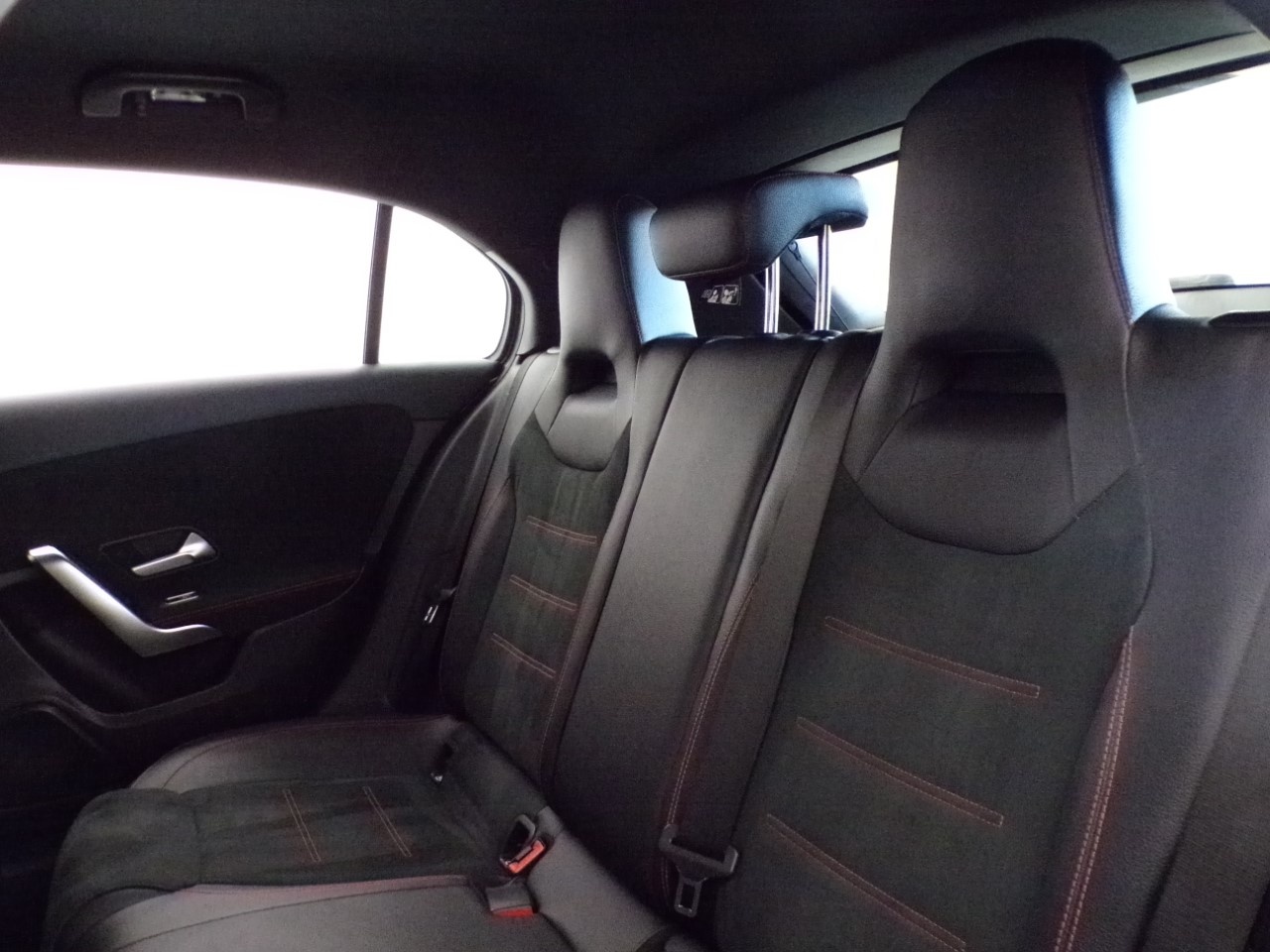 Mercedes Classe A Classe A 180 D Premium 7G-DCT - 14