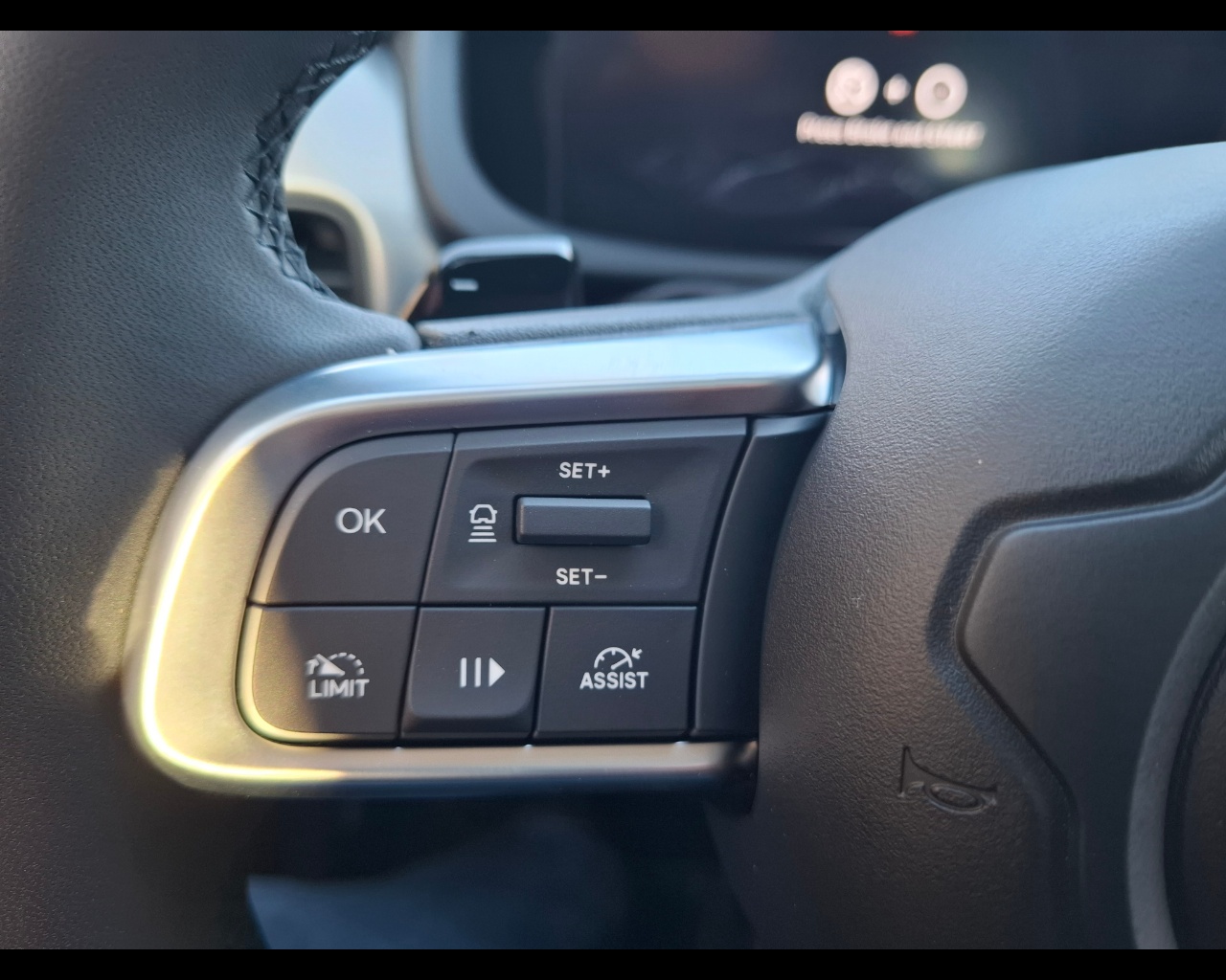 JEEP Avenger E-Hybrid Avenger Summit 1.2 110cv Dct Mhev Ibrido benzina Aziendale - 8