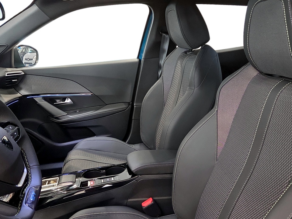 PEUGEOT 2008 GT Hybrid 145 e-DCS6 Ibrida km0 - 6