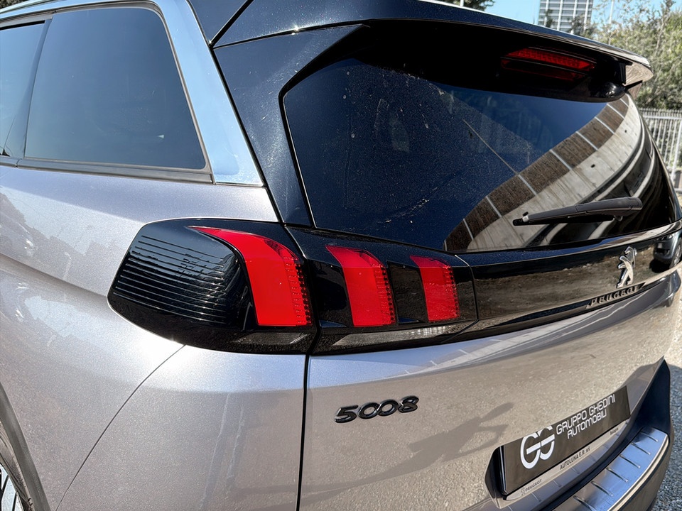 PEUGEOT 5008 1.6 bluehdi Allure s&s 120cv 7p.ti Diesel usato - 20