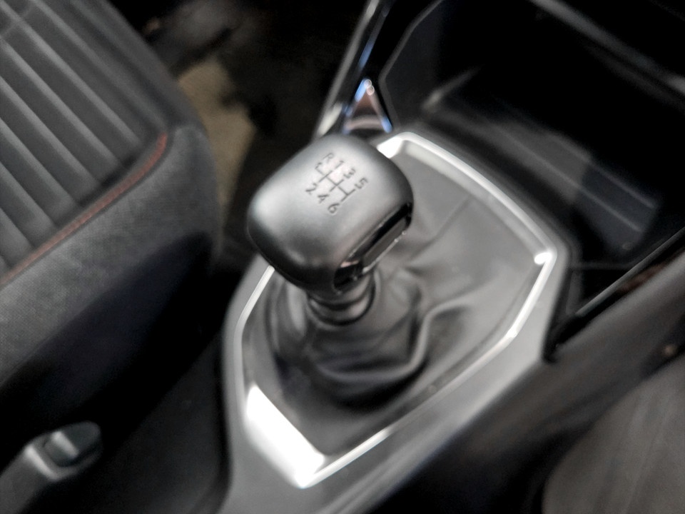 PEUGEOT 2008 1.2 puretech Active Pack s&s 100cv Benzina usato - 15
