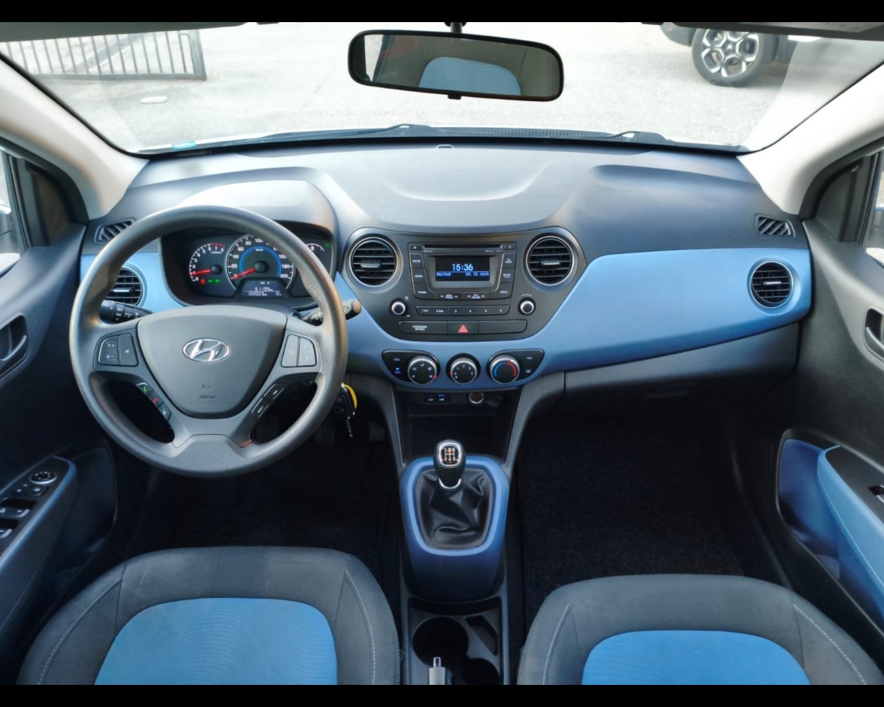Foto HYUNDAI i10 1.0 Login econext Gpl E6