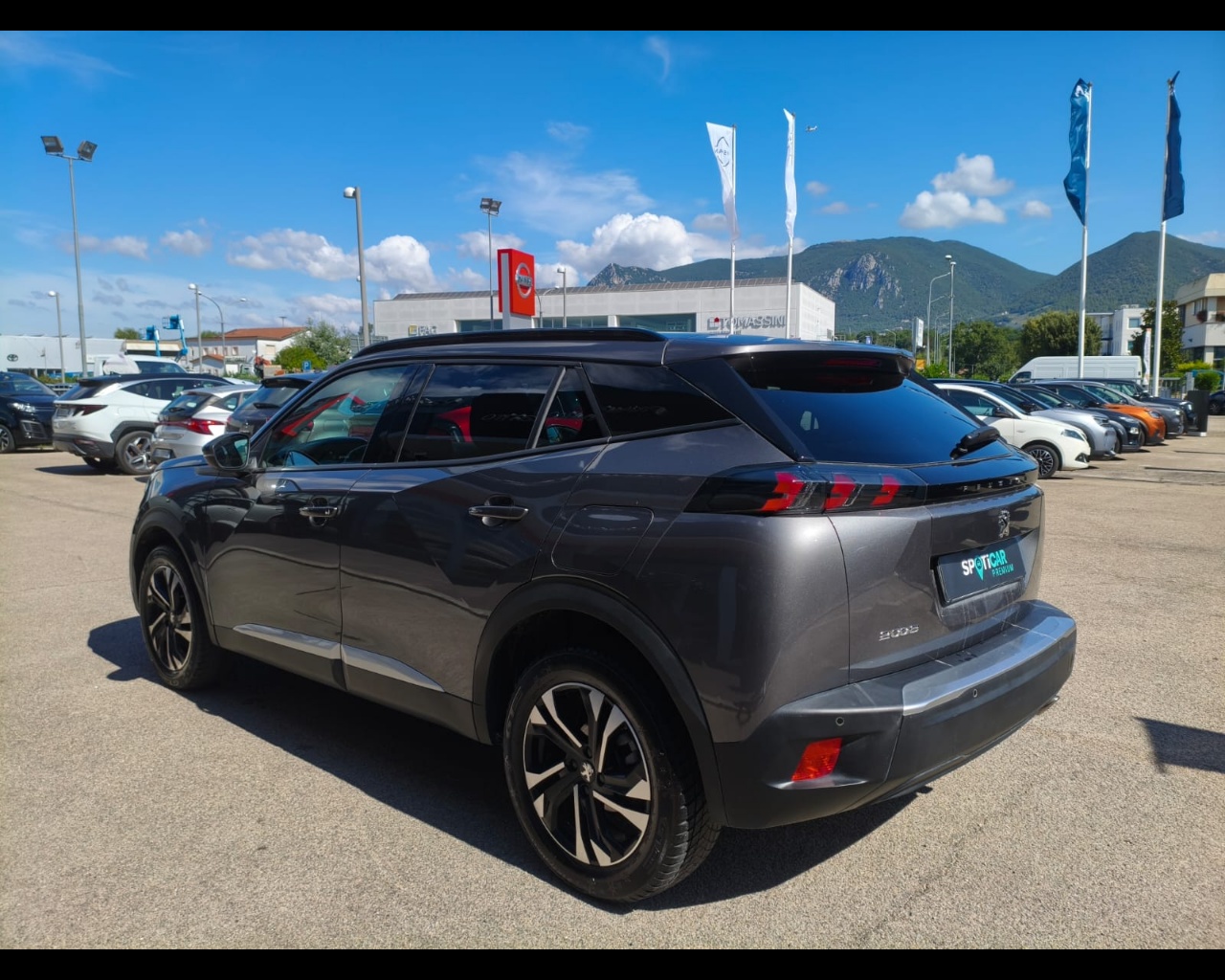 Foto PEUGEOT 2008 1.5 bluehdi Allure s&s 110cv