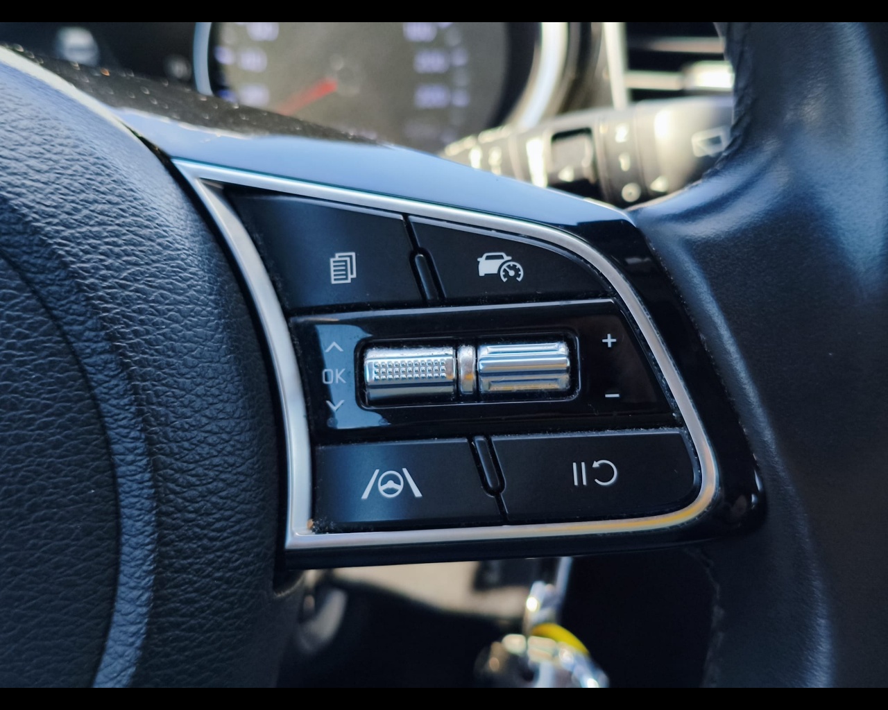 Foto KIA XCeed 1.0 tgdi Gpl Business 117cv mt