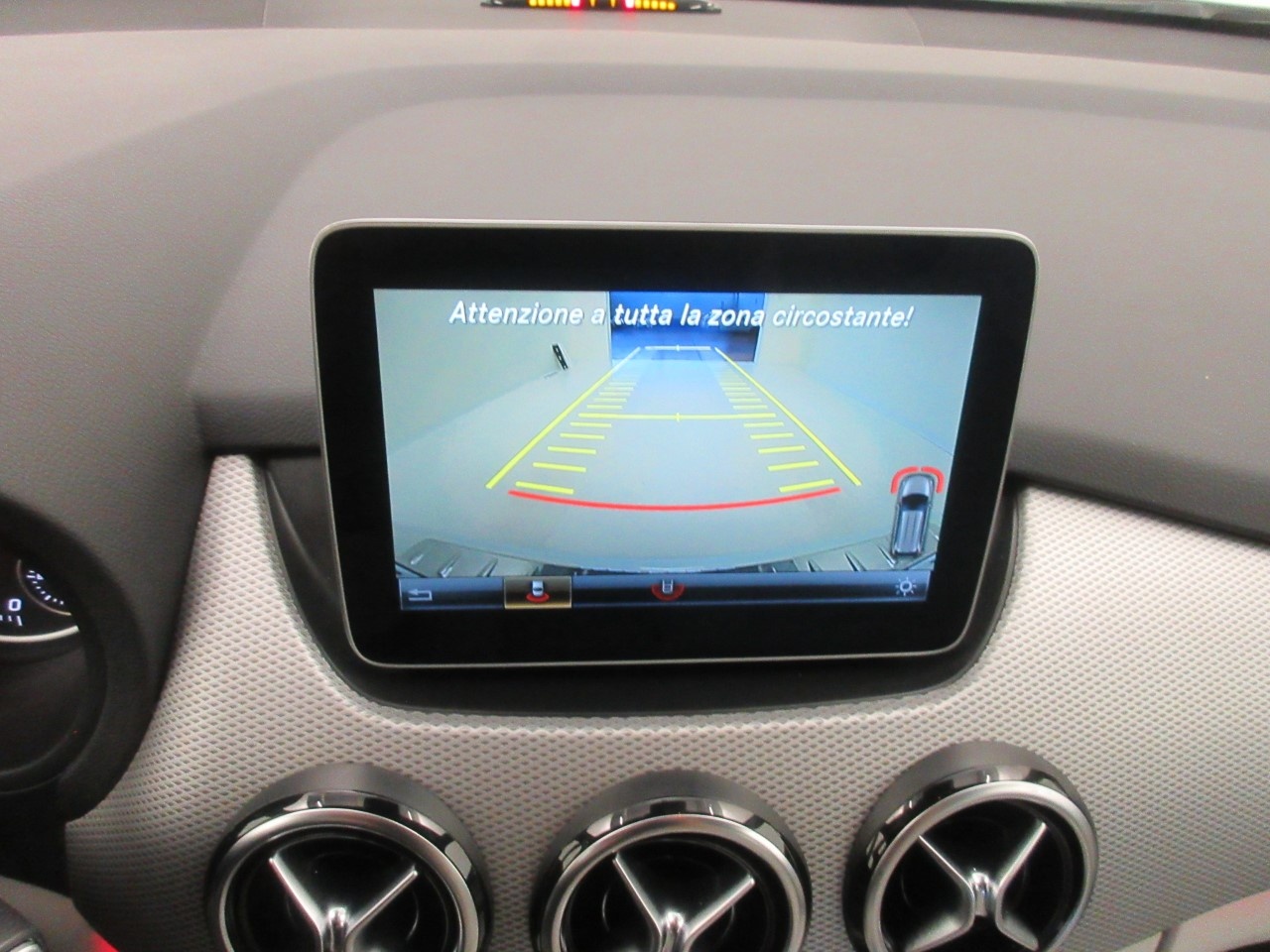 Mercedes Classe B Classe B 200 D Sport Tech 4Matic 7G-DCT - 19