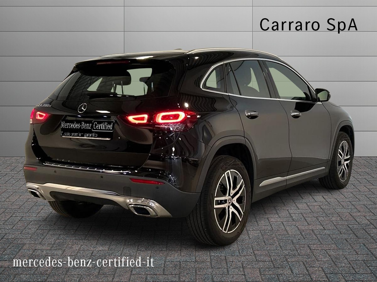 Mercedes GLA GLA 200 D Sport Plus 8G-DCT - 2