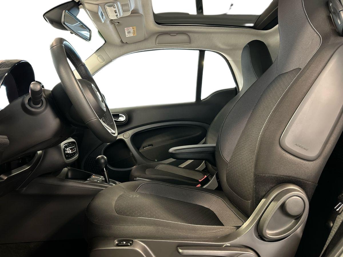 smart fortwo fortwo 4,6kW EQ Pure - 10