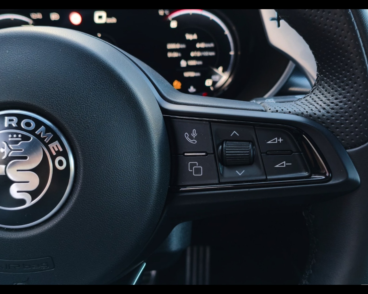 Foto ALFA ROMEO Stelvio 2.2 t Veloce Q4 210cv auto