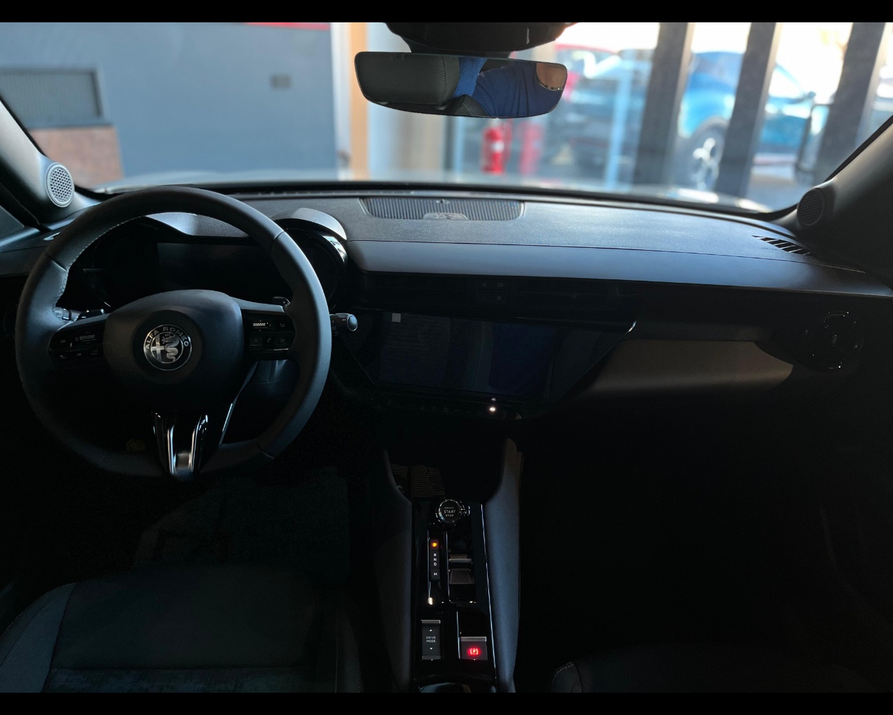 Foto ALFA ROMEO Junior Ibrida Ibrida 1.2 136cvHybrid Edct6