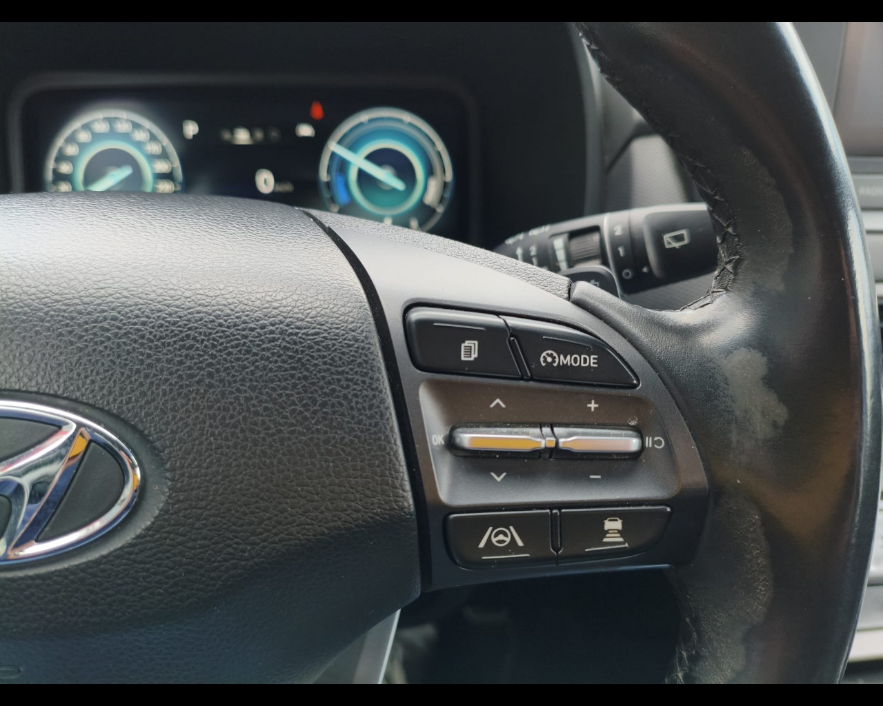 Foto HYUNDAI Kona 64 kWh EV Xline 204cv