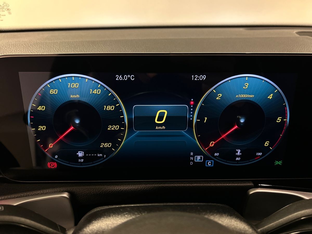 Mercedes GLB GLB 200 D Premium 4Matic 8G-DCT - 13