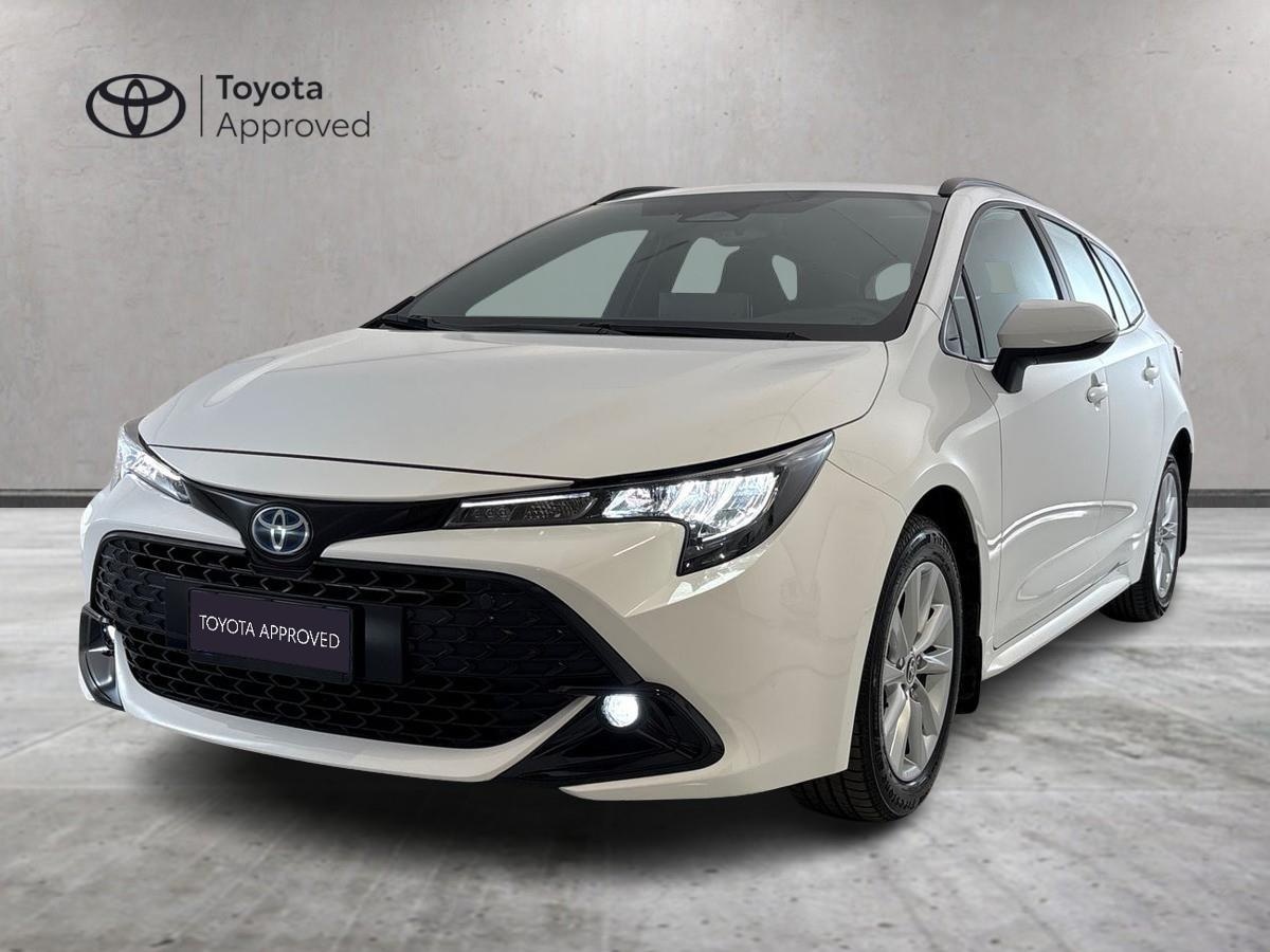Foto veicolo TOYOTA Corolla XII 2023 Touring Sports Corolla XII 2023 Touring Sports - Corolla Touring Sports 1.8h Active auto Ibrido benzina