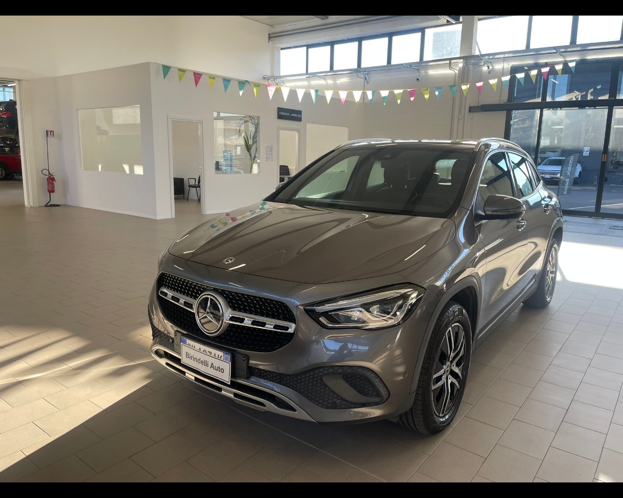 MERCEDES-BENZ GLA
