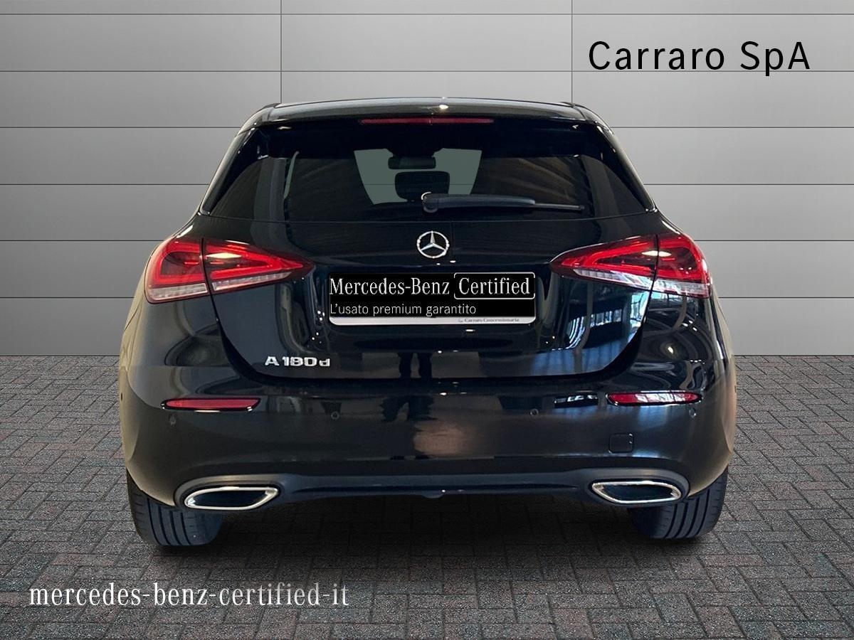 Mercedes Classe A Classe A 180 D Sport Night edition 8G-DCT - 4
