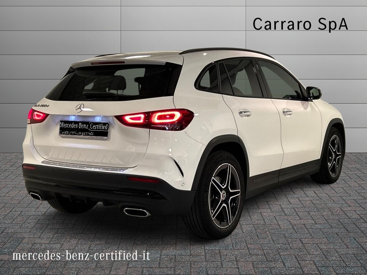 Mercedes GLA GLA 200 D Premium 8G-DCT - 2