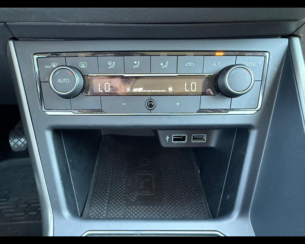Foto VOLKSWAGEN Polo 5p 1.6 tdi Comfortline 80cv