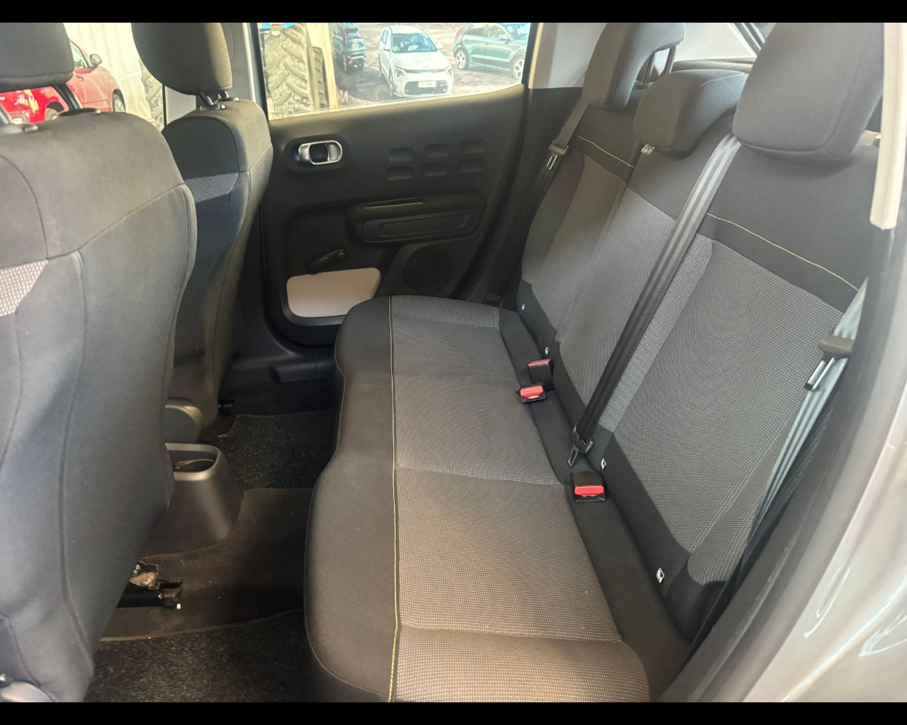 Foto CITROEN C3 1.2 puretech Shine s&s 83cv 