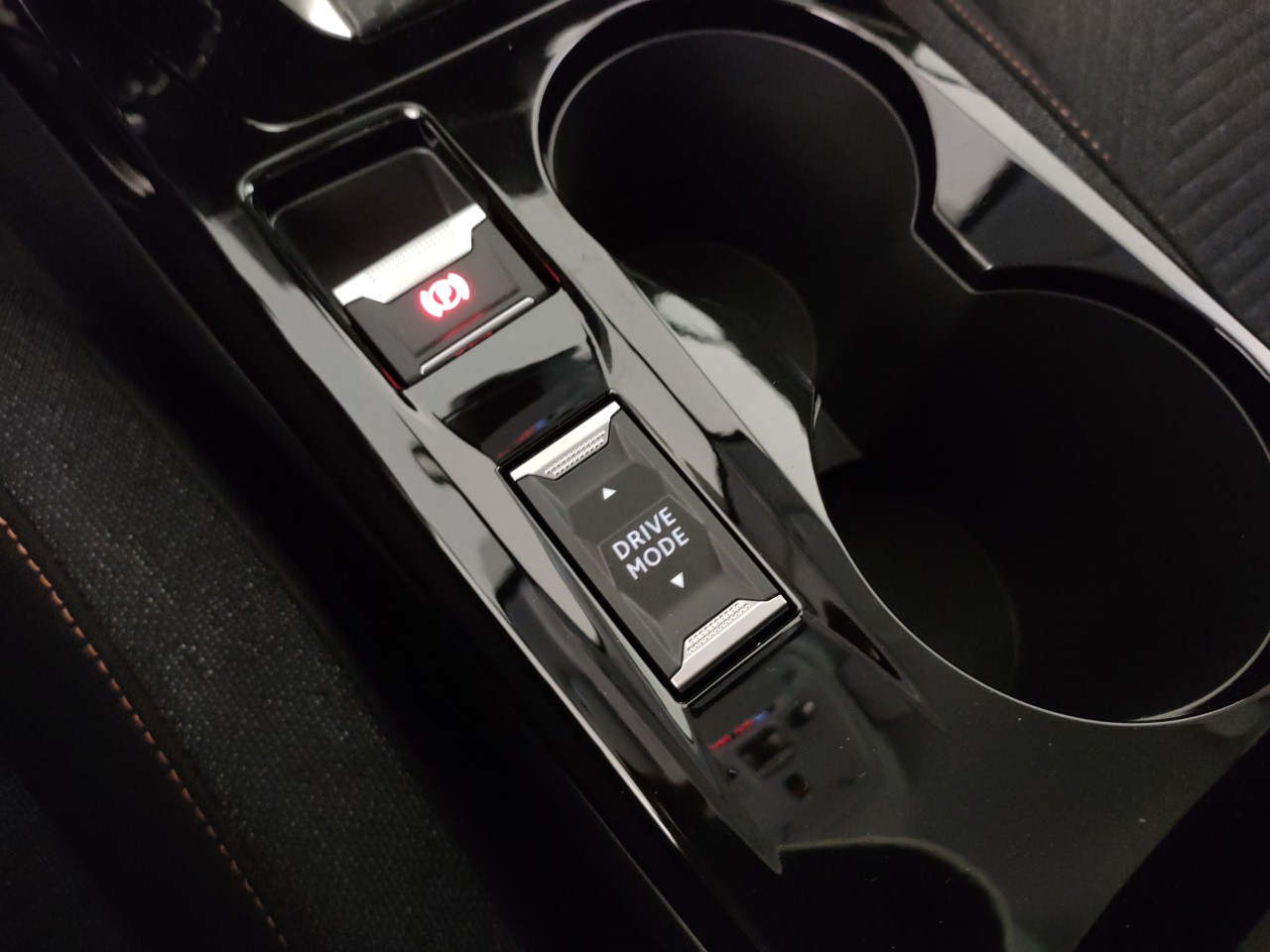 Peugeot 208 Nuovo elettrico 208 Porto Mantovano