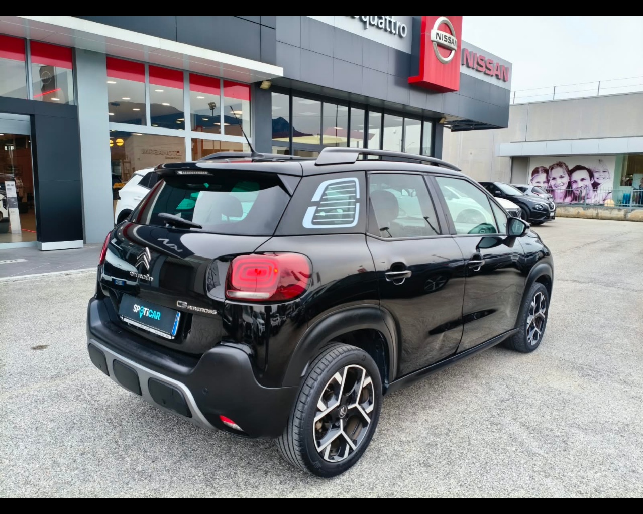 Foto CITROEN C3 Aircross 1.5 bluehdi Shine s&s 110cv