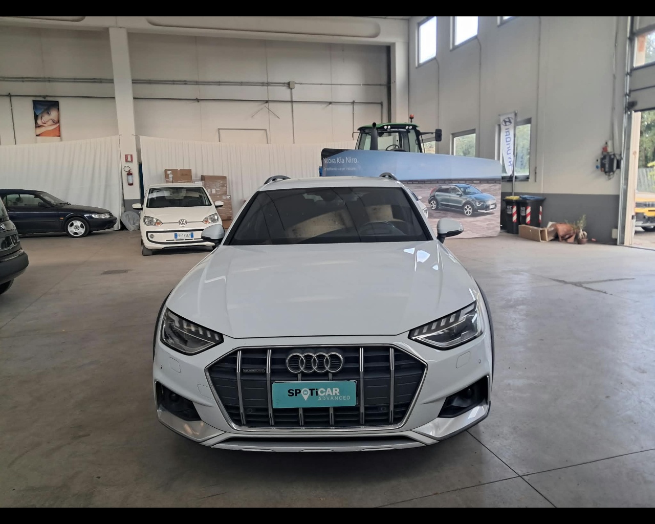 Foto AUDI A4 Allroad 40 2.0 tdi Mhev Business Evolution quattro 204cv