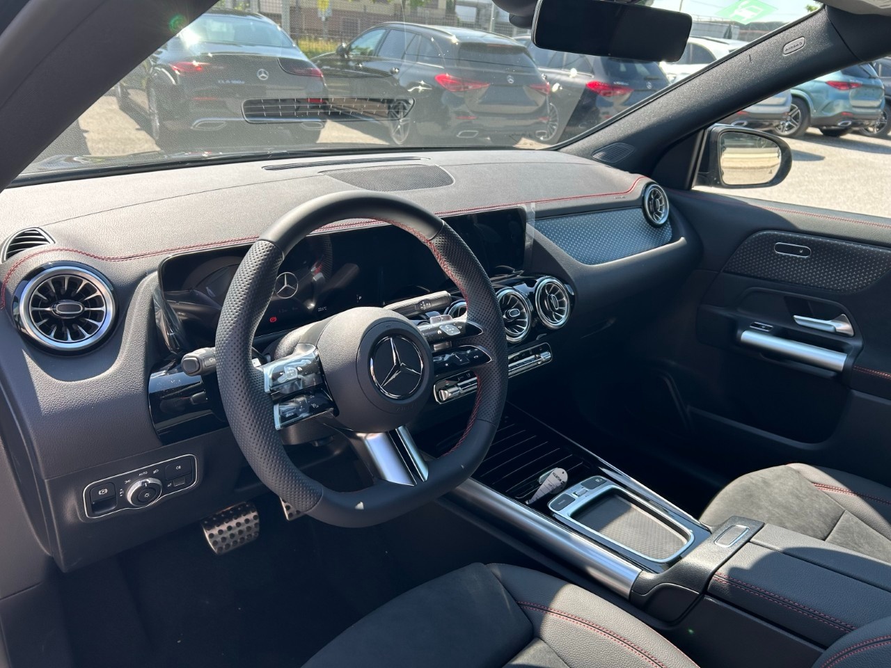 Mercedes EQA EQA 250+ AMG Line Advanced - 9