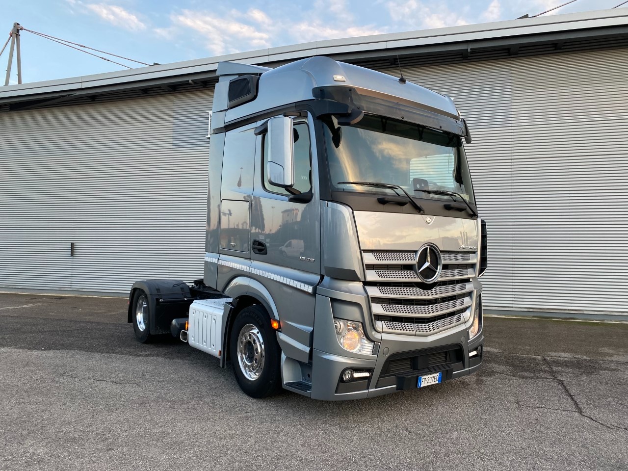 Mercedes Actros actros 1848 LSnR flat cab.Str.Sp. 2,5 Euro VI