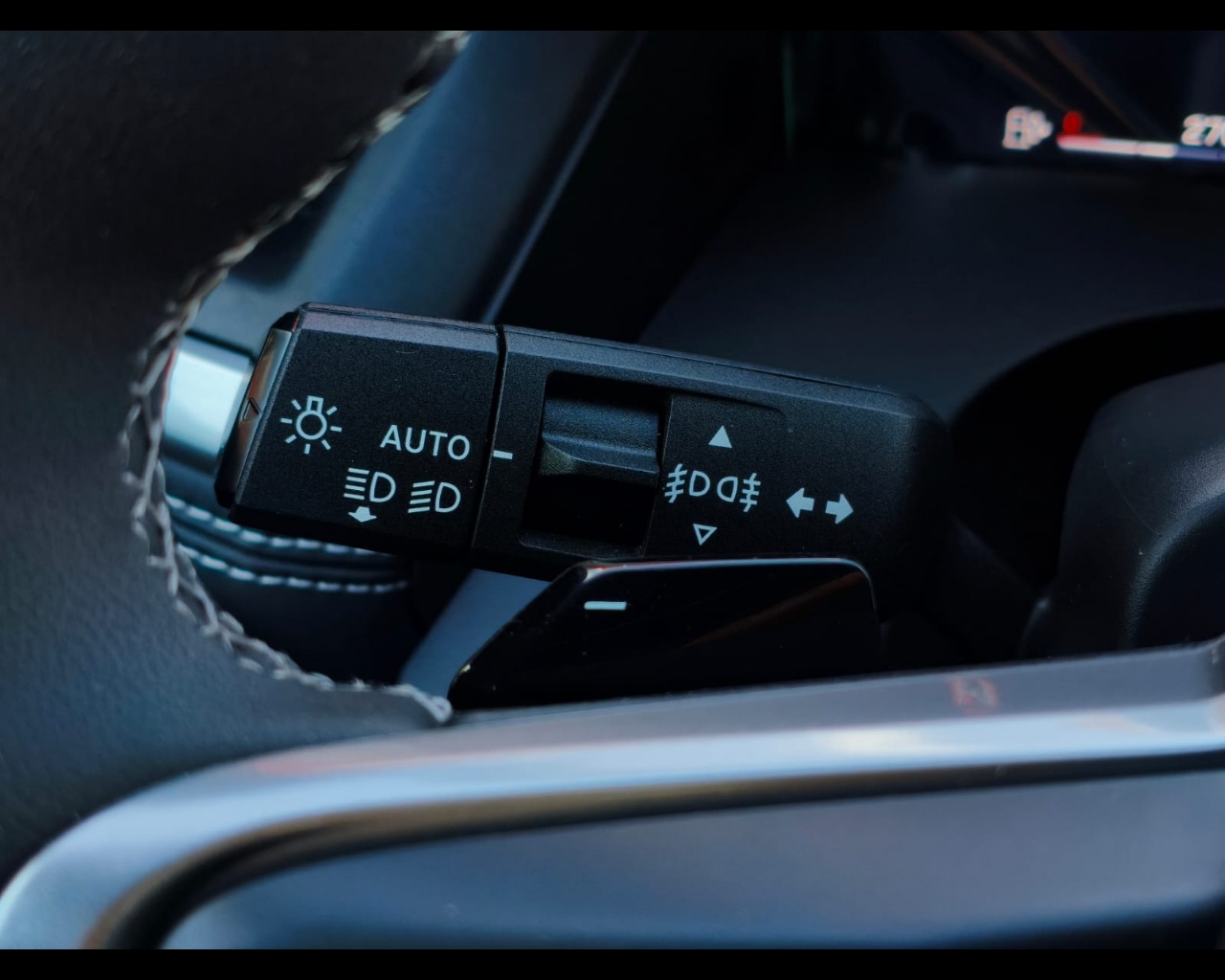 Foto JEEP Nuova Compass E-Hybrid Plug-InFirst Edition 1.6l 195cv Plug-In Hybrid Fw