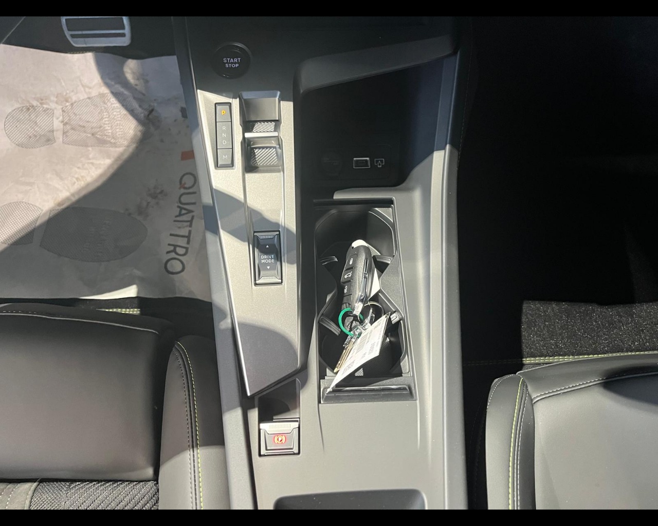 Foto PEUGEOT 308 1.2 hybrid GT 145cv e-dcs 6