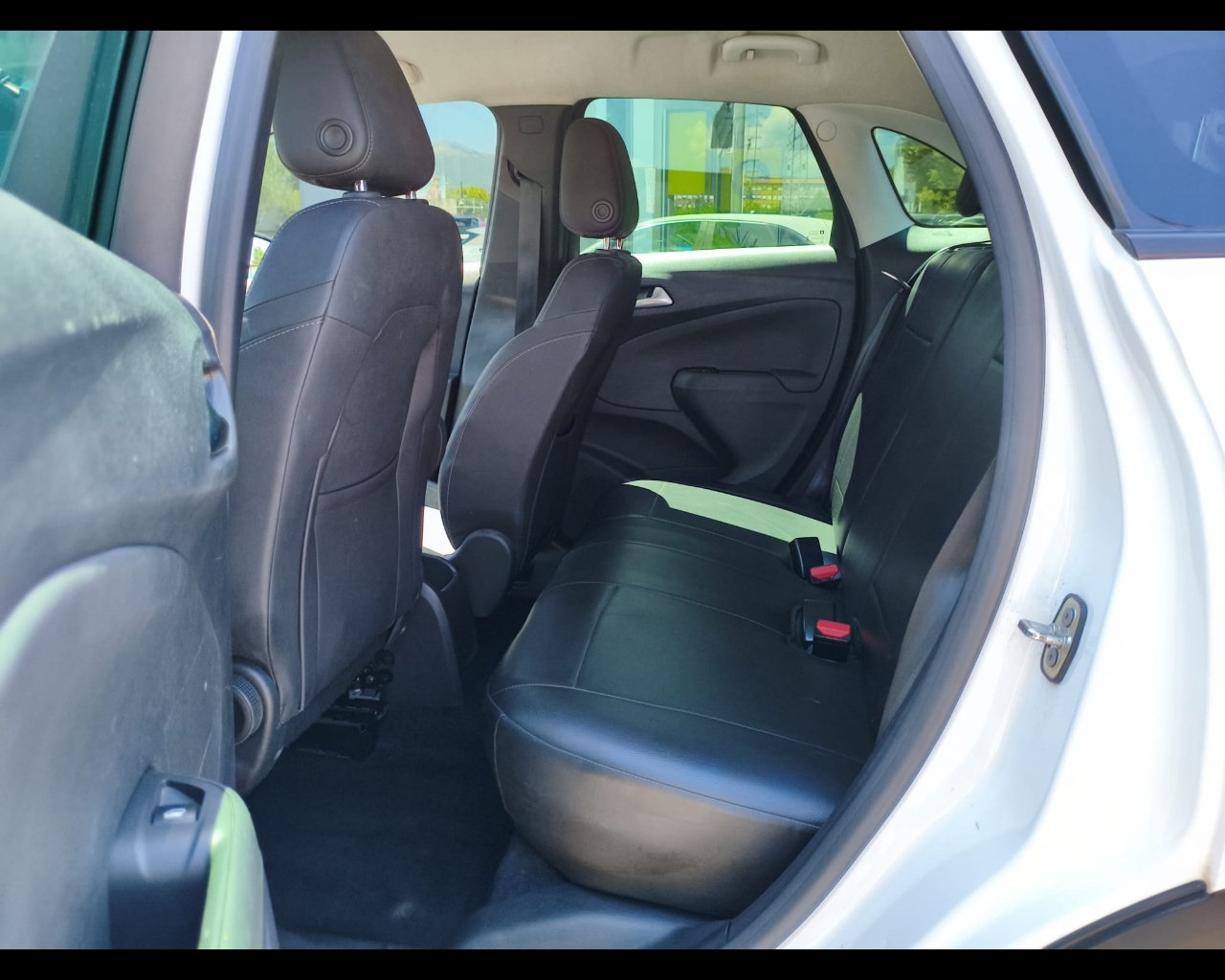 Foto OPEL Crossland 1.2 Elegance s&s 110cv