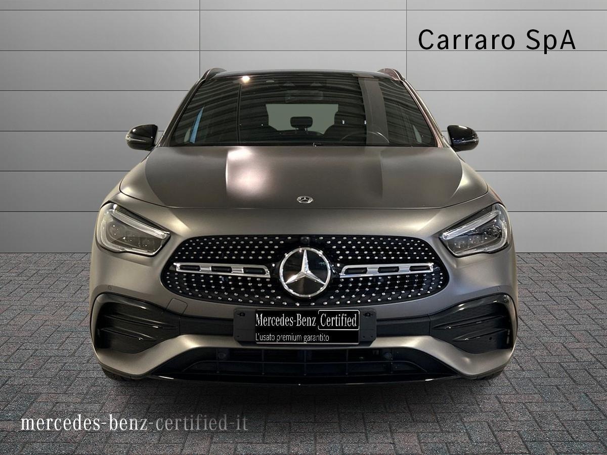 Mercedes GLA GLA 220 D Premium 4Matic 8G-DCT - 3