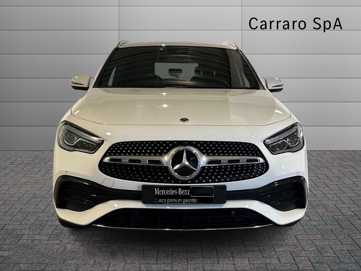 Mercedes GLA GLA 200 D Premium 4Matic 8G-DCT - 3