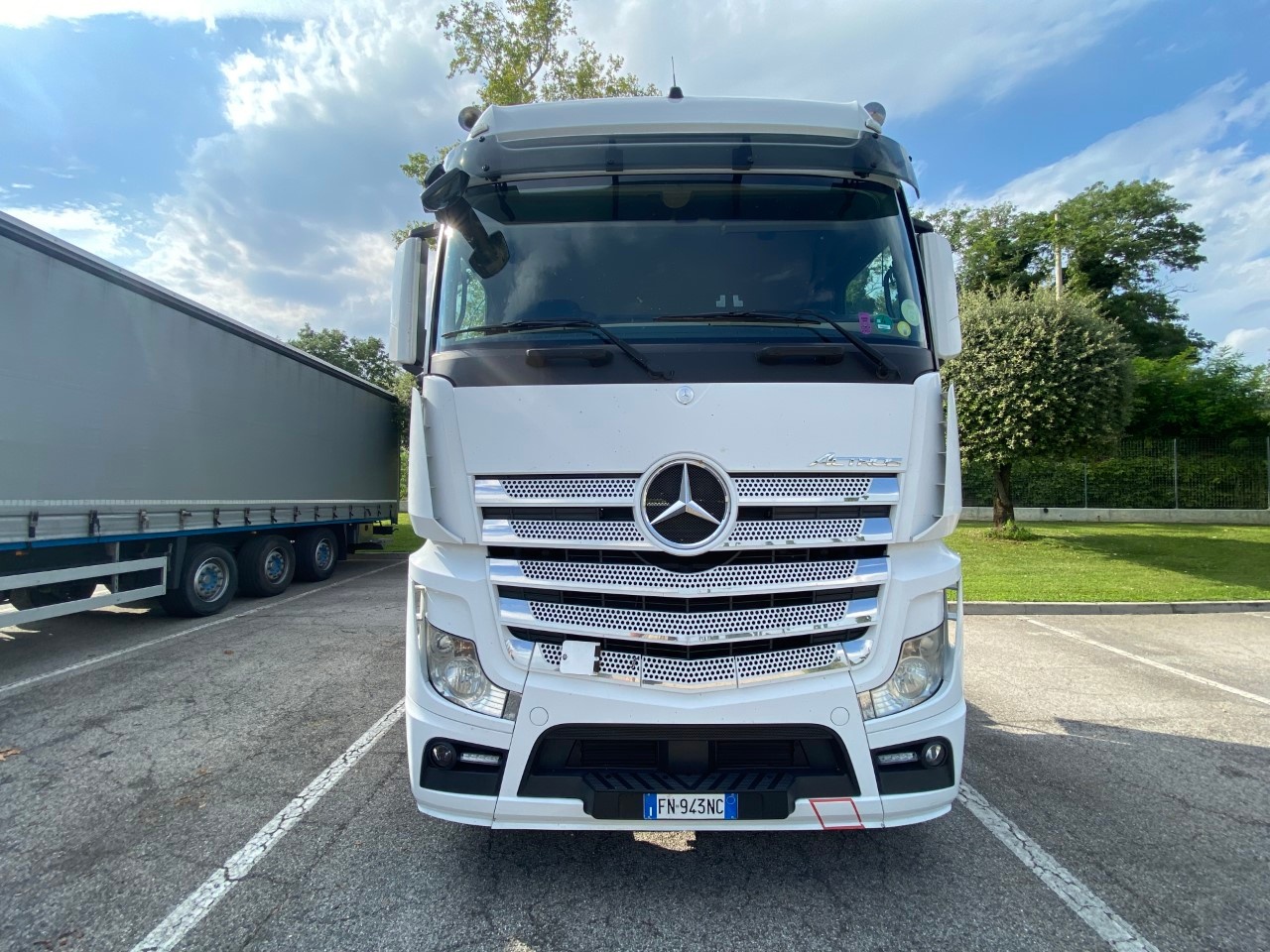 Mercedes Actros actros 1848 LS flat cab. Str.Sp. 2,5 Euro VI - 2