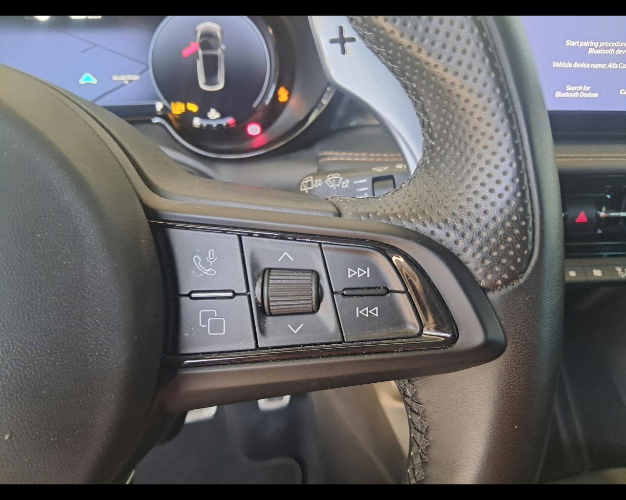 Foto ALFA ROMEO Tonale 1.6 Veloce 130cv tct6