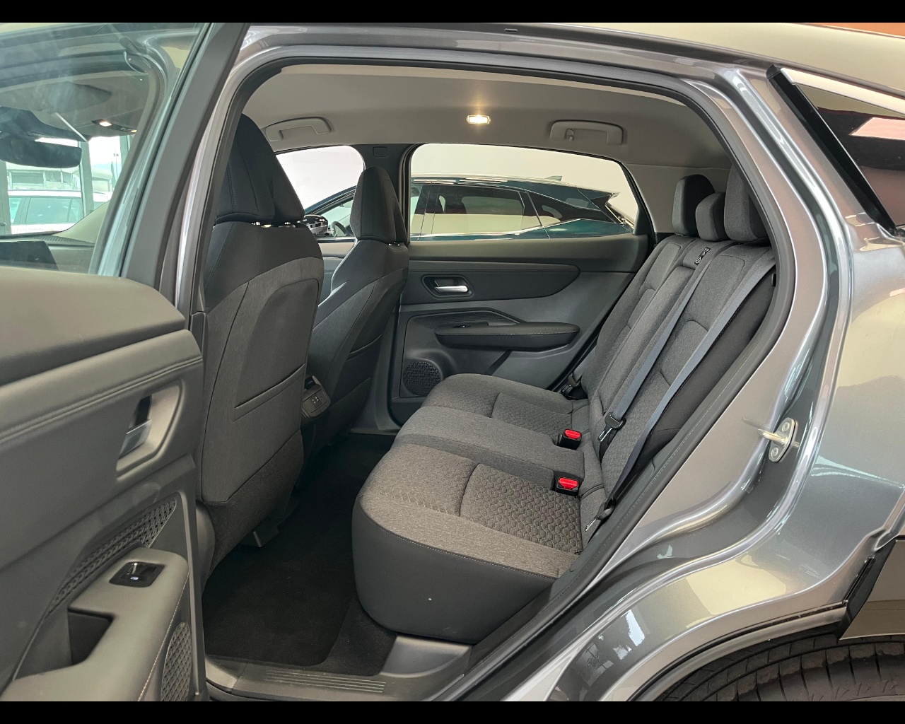 Foto NISSAN Ariya 63 kWh Engage 2wd