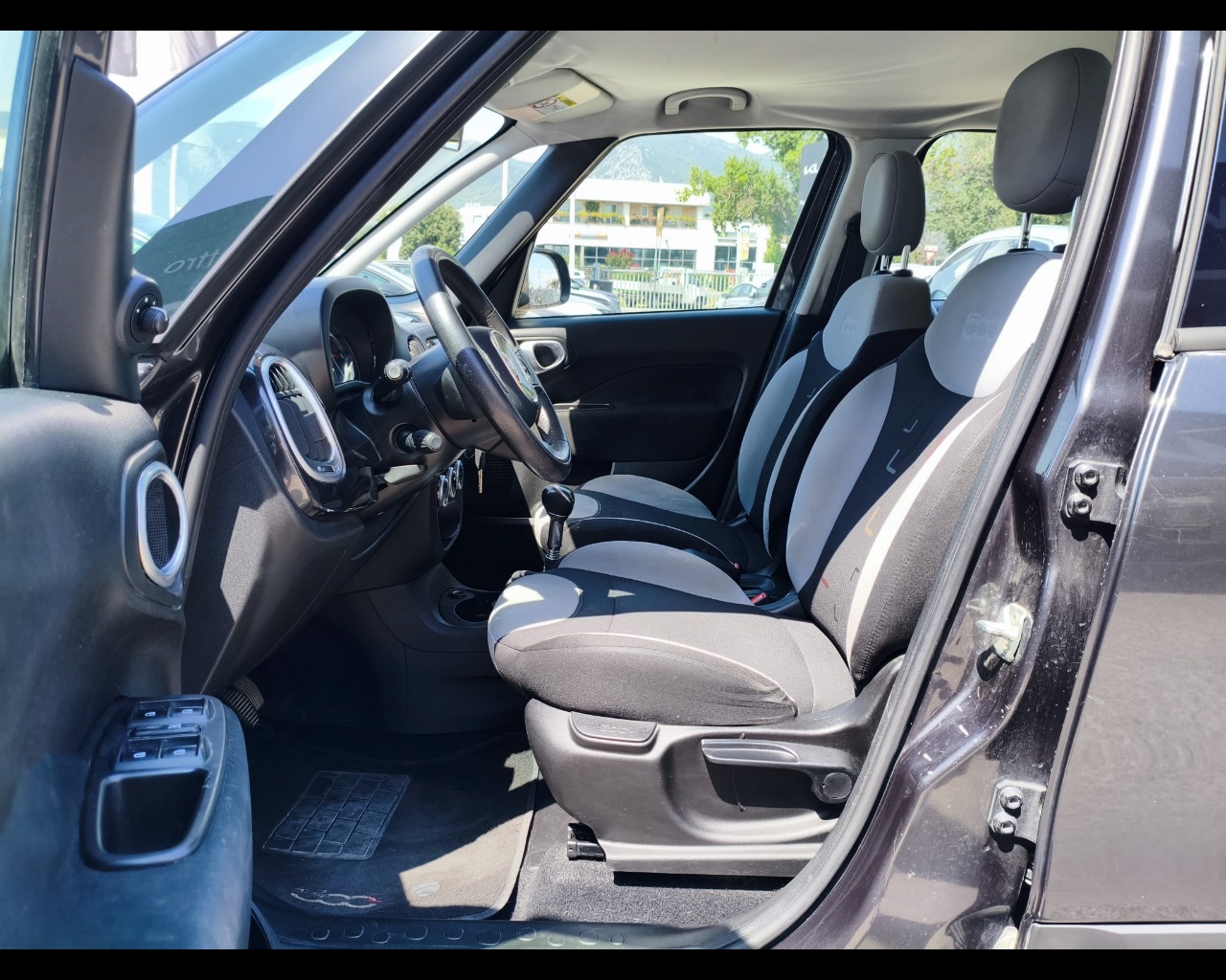 Foto FIAT 500L 1.3 mjt Pop Star 95cv